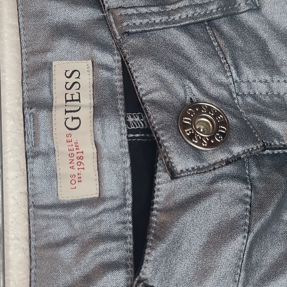Guess ice blue metallic skinny jeans small - Picture 3 of 10